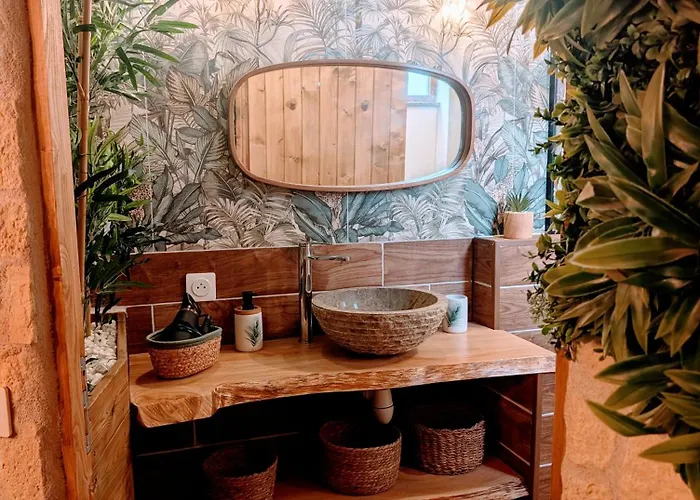 Les Spas De La Mer, Appart&spa Canopee, 100m De La Plage, *